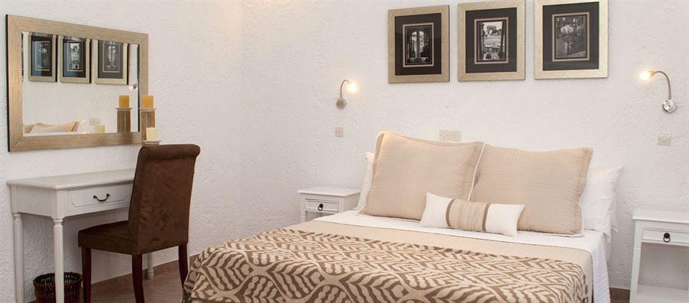 Hotel Cattleya Кокарі Екстер'єр фото